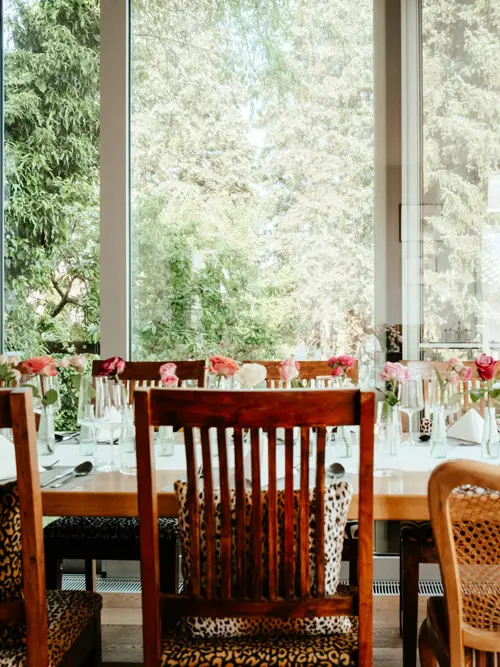 Schön gedeckter Tisch